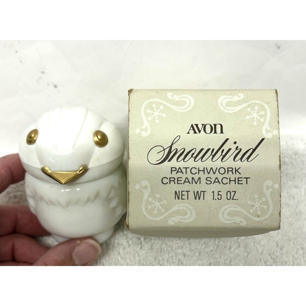 Vintage Avon Snowbird Patchwork Cream Sachet Fragrance in Box 1.5 oz. (SHR)